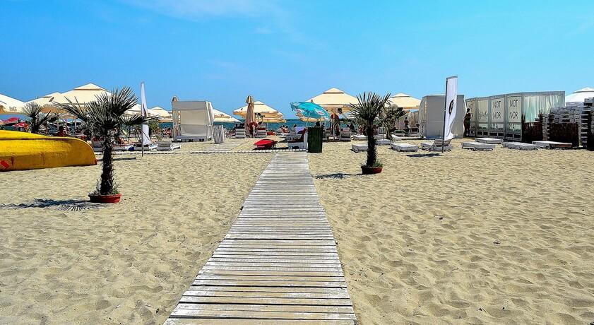 Studio Riviera مامايا المظهر الخارجي الصورة